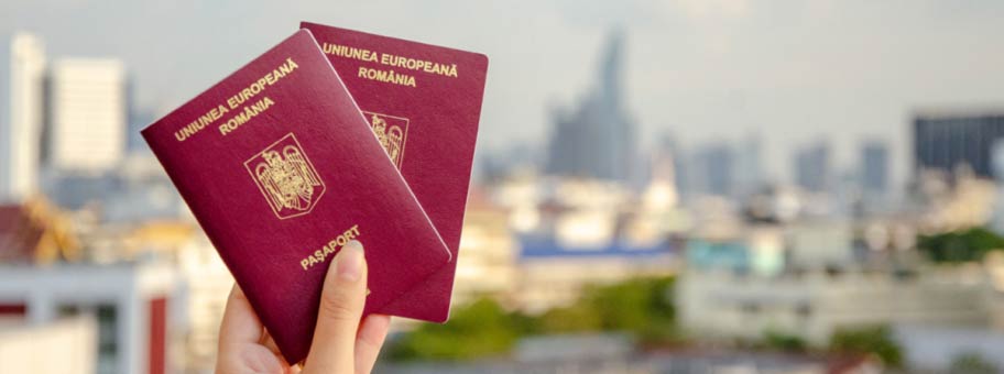 Как выглядит паспорт Румынии 