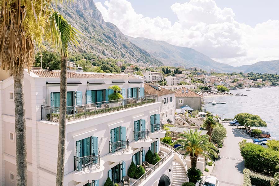 ПМЖ в Черногории