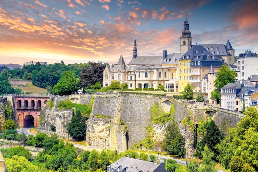 ПМЖ Люксембурга